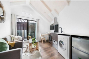 Cosy apartment 10 min walk to Queenstown